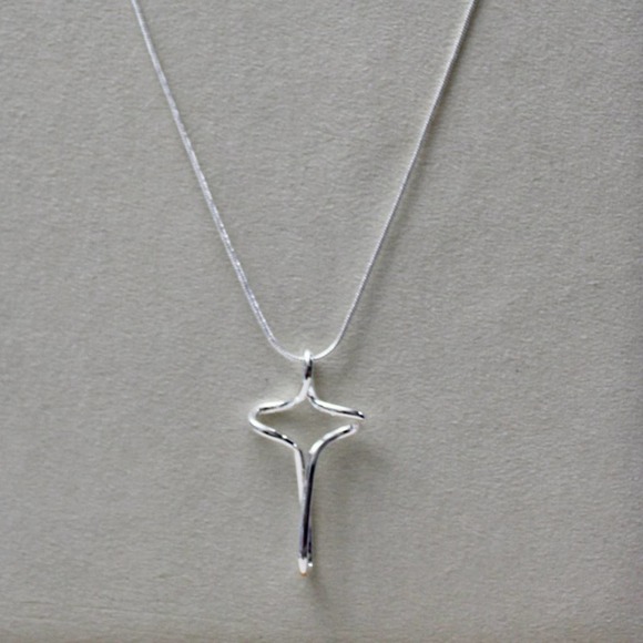 New Silver 925 Open Cross Pendant Necklace N24 - Picture 3 of 3
